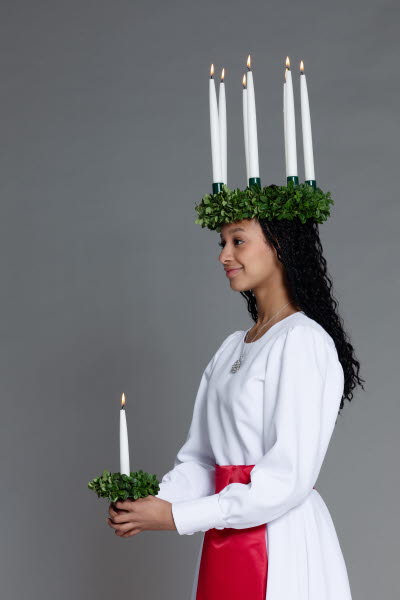Finlands Lucia 2024 Daniela Owusu, foto: Folkhälsan/Henrik Schütt